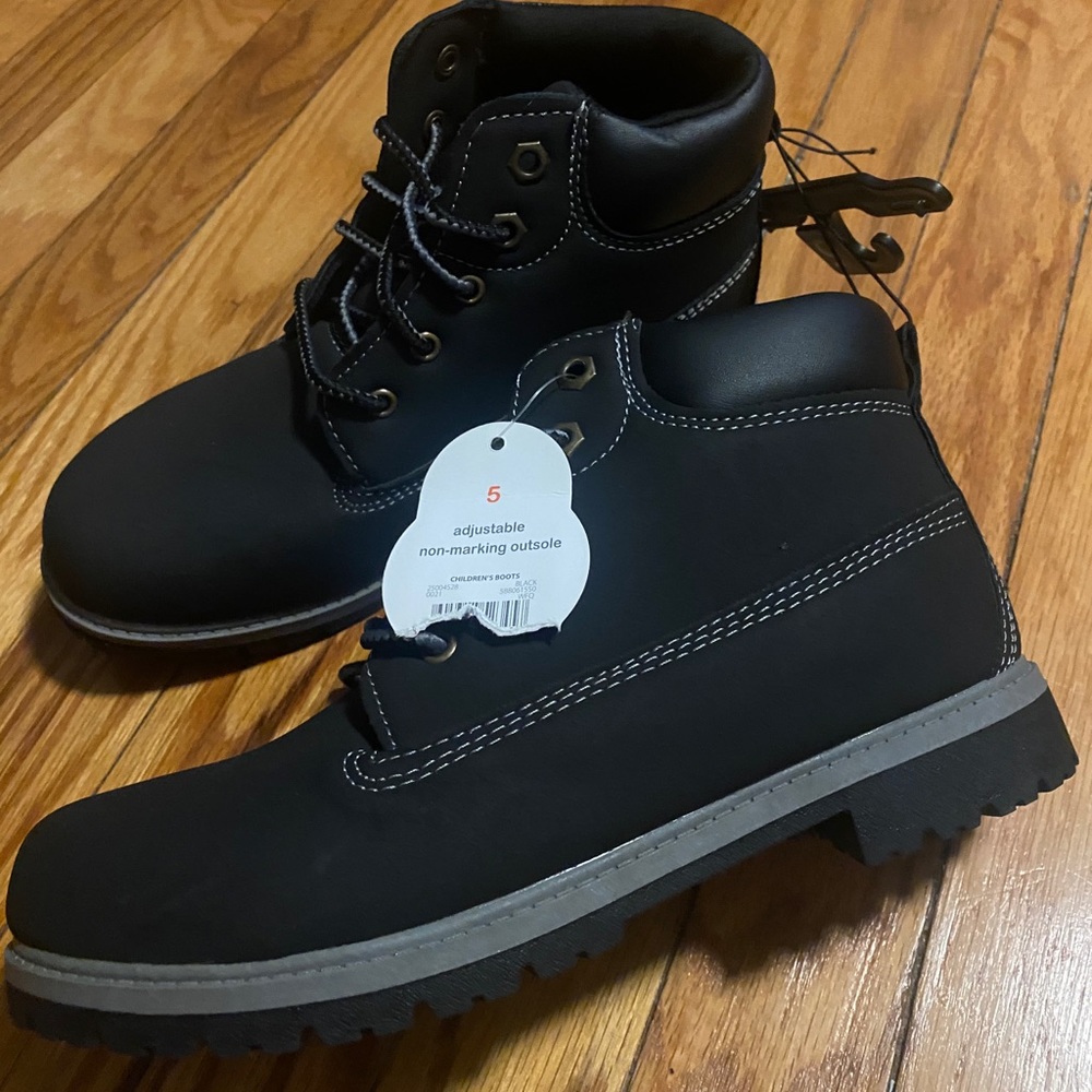 Black kids boots